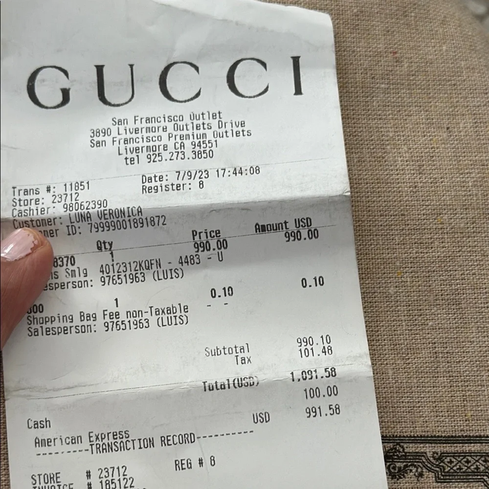Gucci Blue and Brown Wallet with Signature Design - Picture 7 of 7